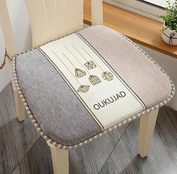 OUKUJAD Seat Cushion with Ties Non Slip, Kitchen Dining Chair Cushion and Seat Cushion with Machine Washable Cover Pads, 17"x 16.5", 1 Pack