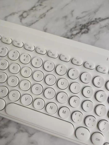 SIOFEO Computer Keypad, Rechargeable Wireless Keypad with 110 Keys, 20 Shortcuts and Numeric Keypad for Computer, PC, Desktop, Laptop, White