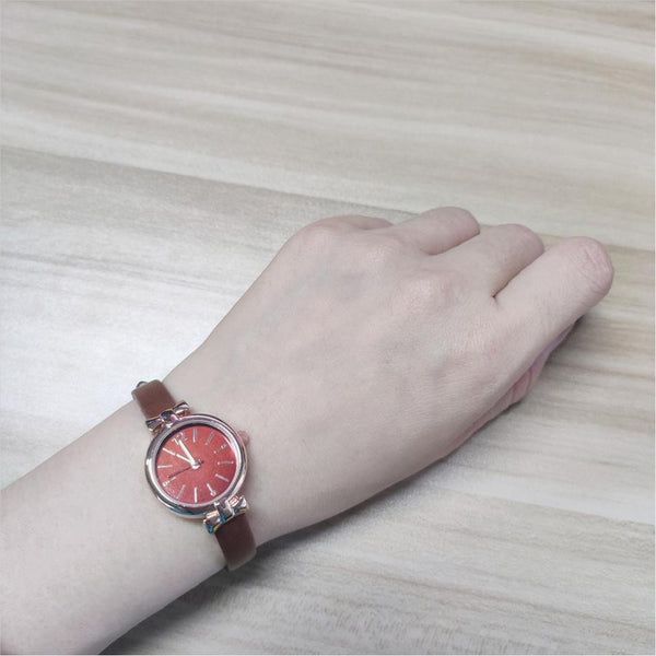 TAOYOUJI Fashion Ladies Watch, Mini Small Literary Simple Student Ladies Watch, Dark Brown