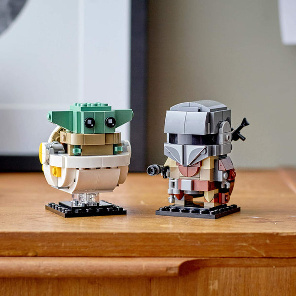 Star Wars The Mandalorian & The Child 75317 Building Kit, Toy for Kids and Any Star Wars Fan Featuring Buildable The Mandalorian and The Child Figures, New 2020 (295 Pieces)